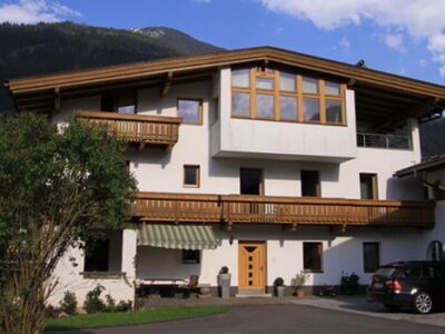 Ferienwohnungen Hell